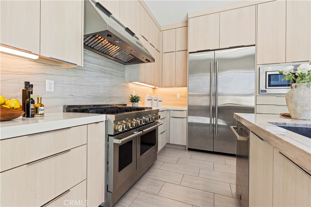 200 Longden Property Photo 12