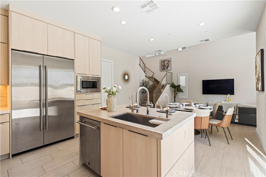200 Longden Property Photo 13