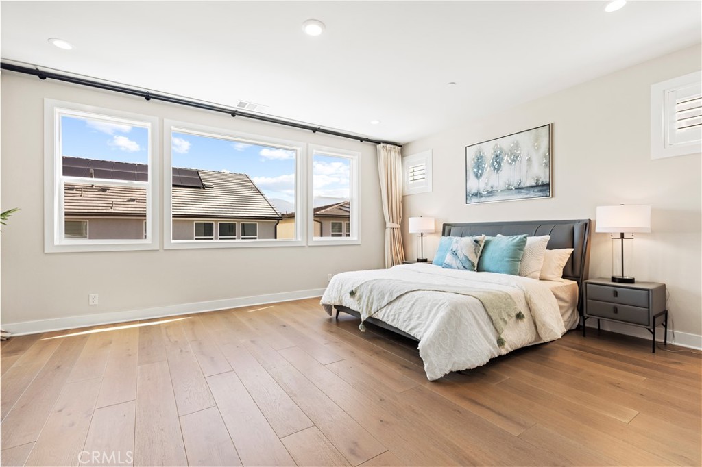 200 Longden Property Photo 18