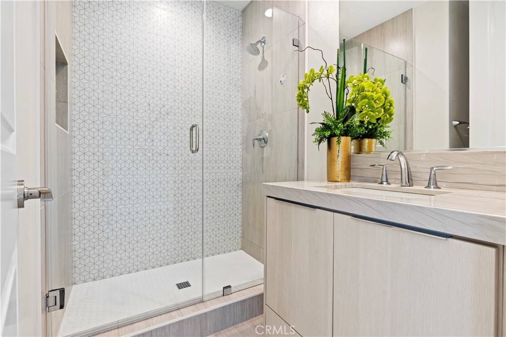 200 Longden Property Photo 28