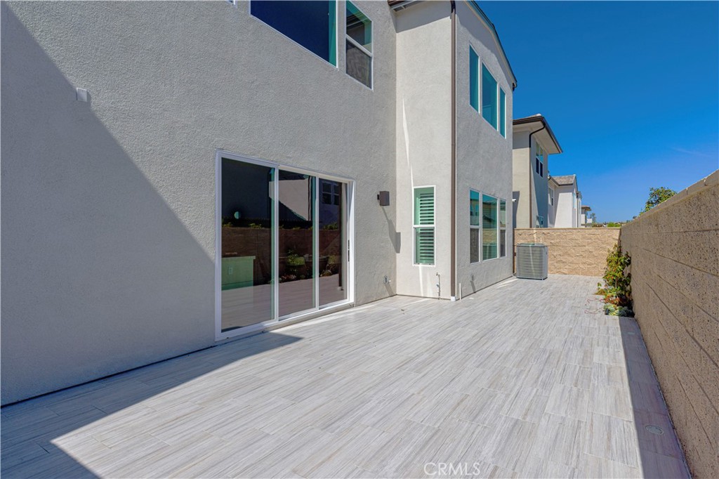 200 Longden Property Photo 41