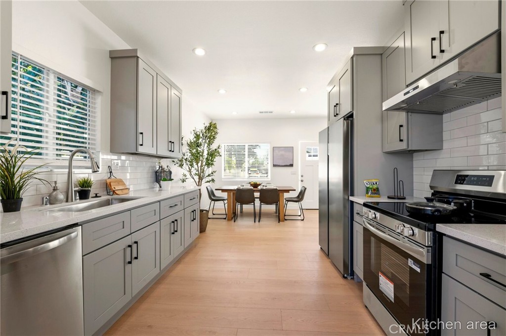 1411 W 7th Street Property Photo 4