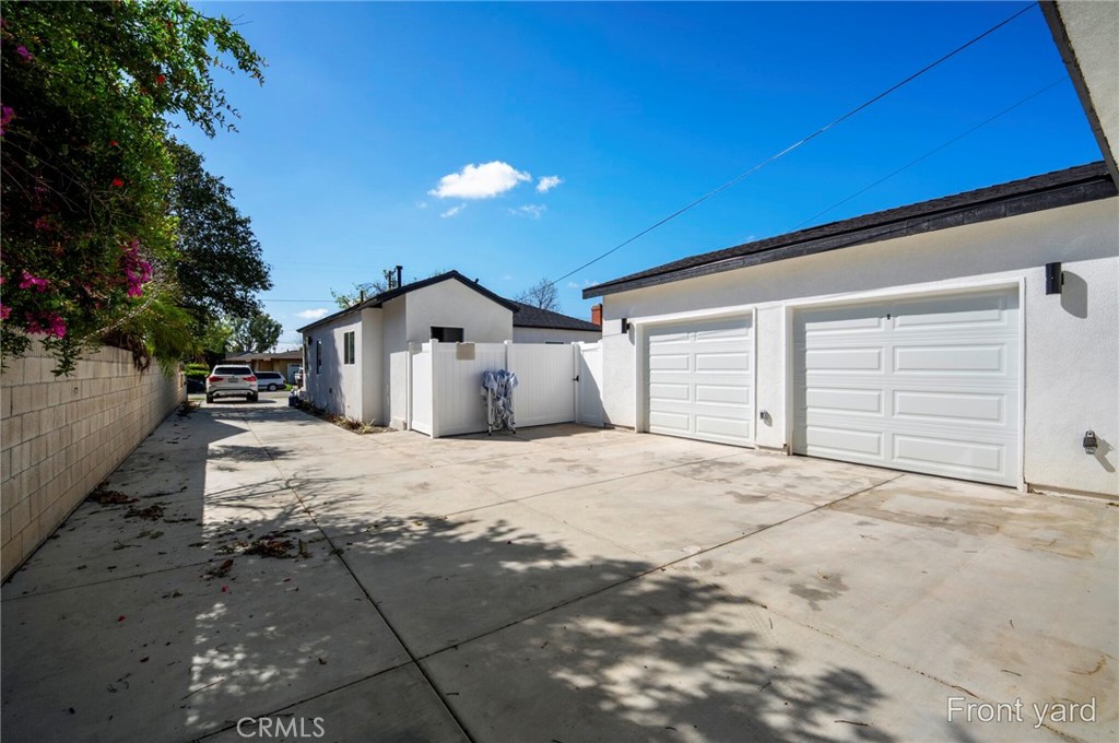 1411 W 7th Street Property Photo 22