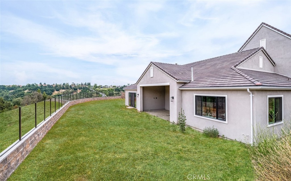 18510 Boulder Bluff Property Photo 37