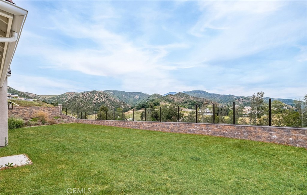 18510 Boulder Bluff Property Photo 40