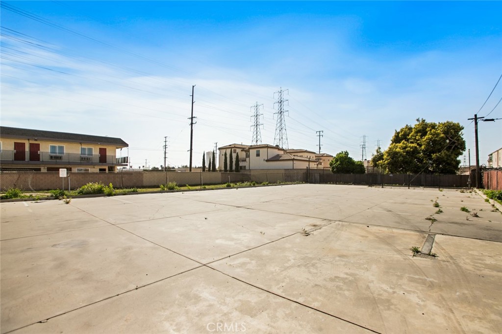 8820 Artesia Boulevard Property Photo 8