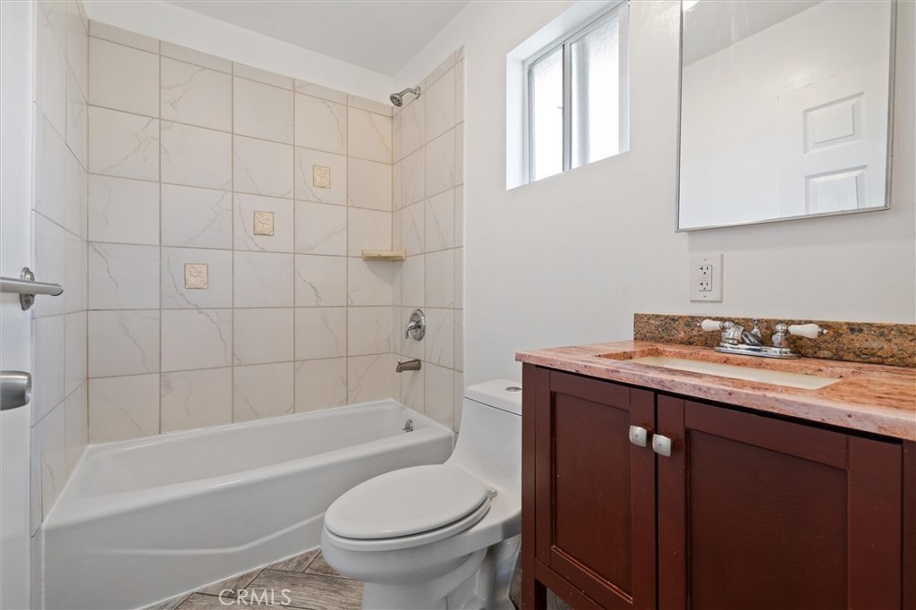 16138 Blackwood St Property Photo 17