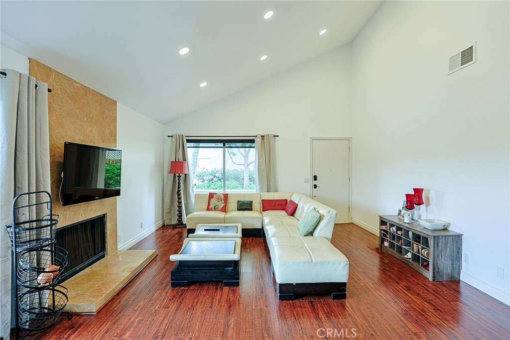 12 Silverwood 19 Property Photo 5