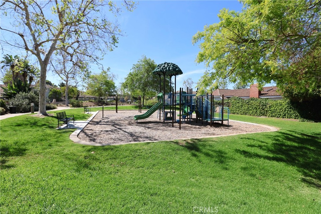 12 Silverwood 19 Property Photo 47