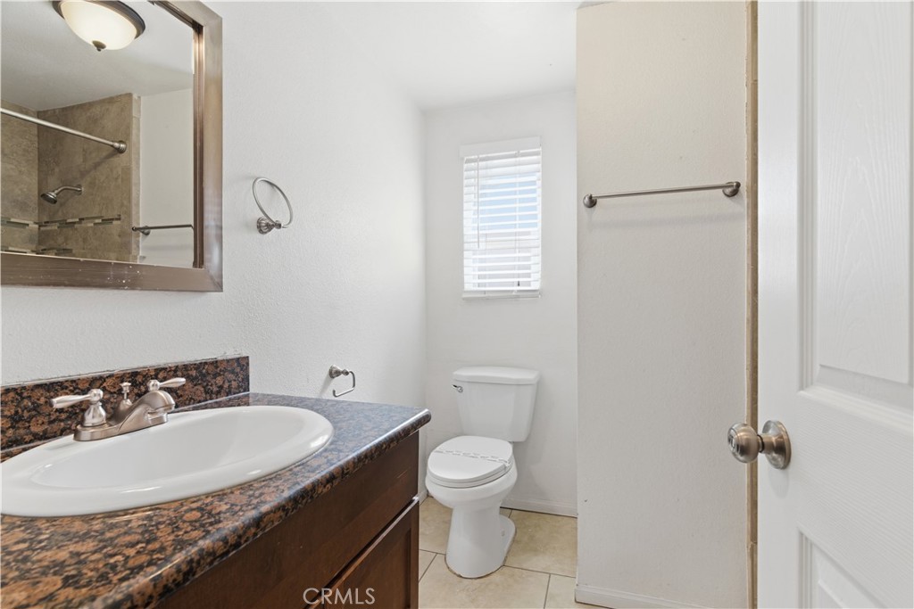 432 N Commonwealth Property Photo 15