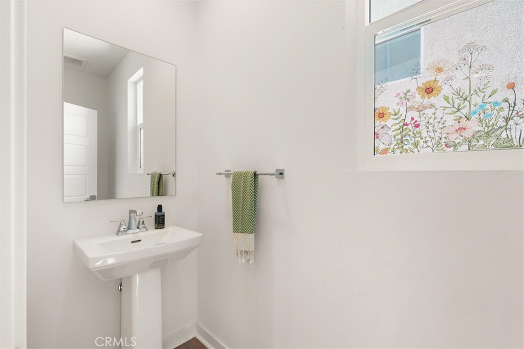 540 Sparrowhawk Property Photo 16