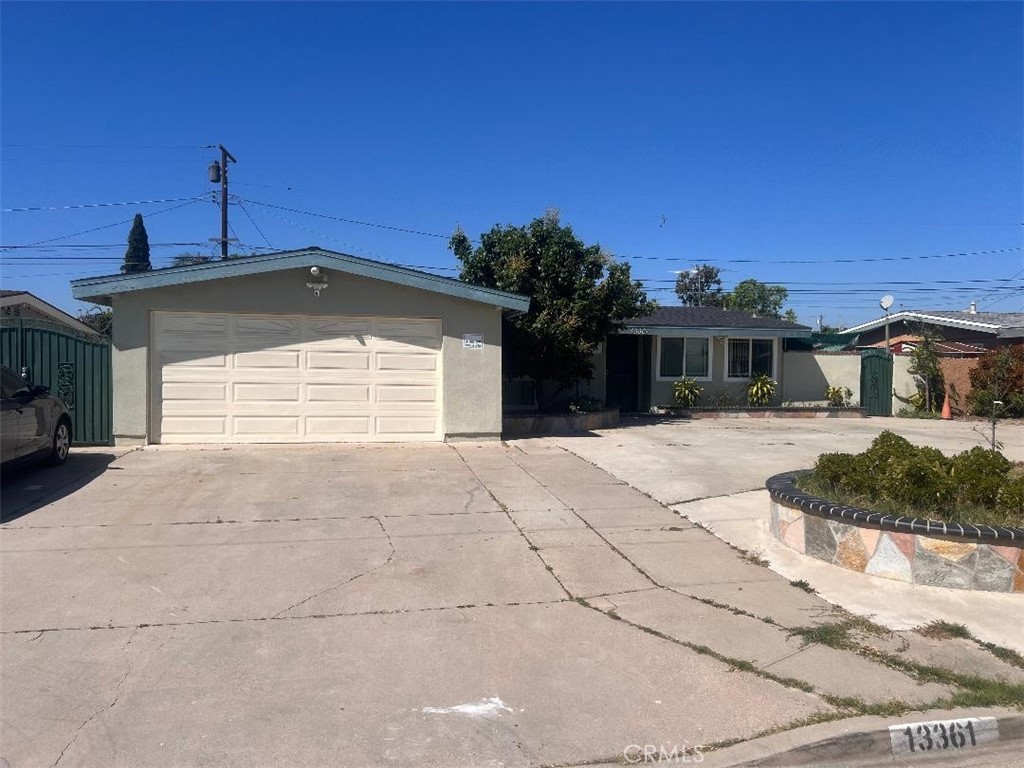 13361 Redbird St Property Photo