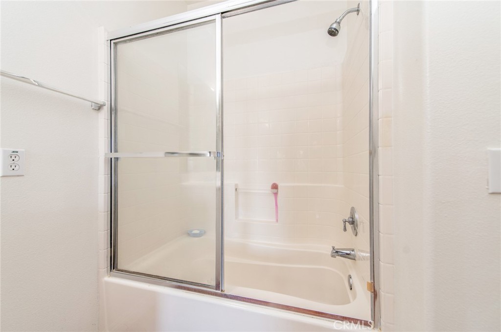 3 Ardmore Property Photo 28