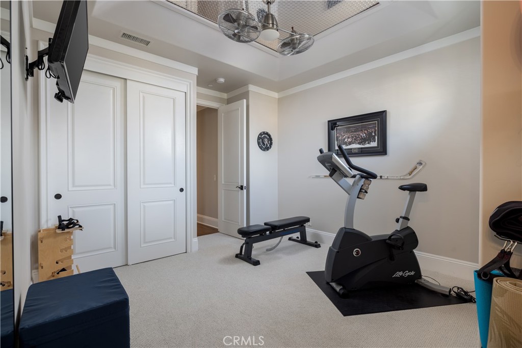 4492 Oceanridge Drive Property Photo 24