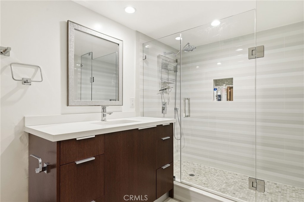 410 Corto Lane E Property Photo 28