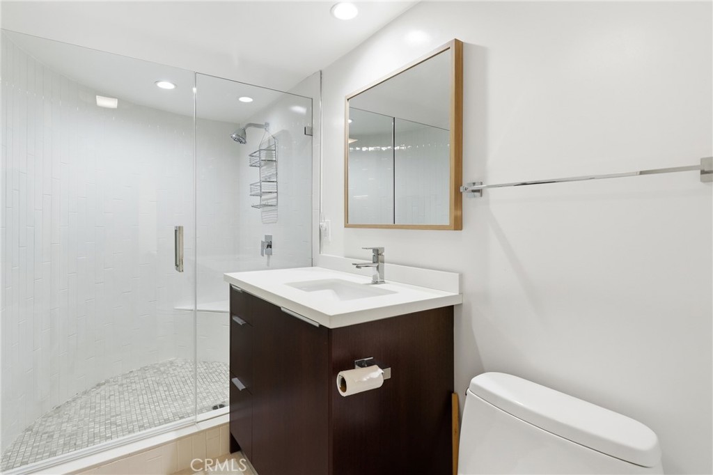 410 Corto Lane E Property Photo 29