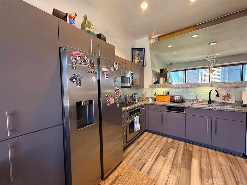 1100 Wilshire Blvd 2010 Property Photo 11