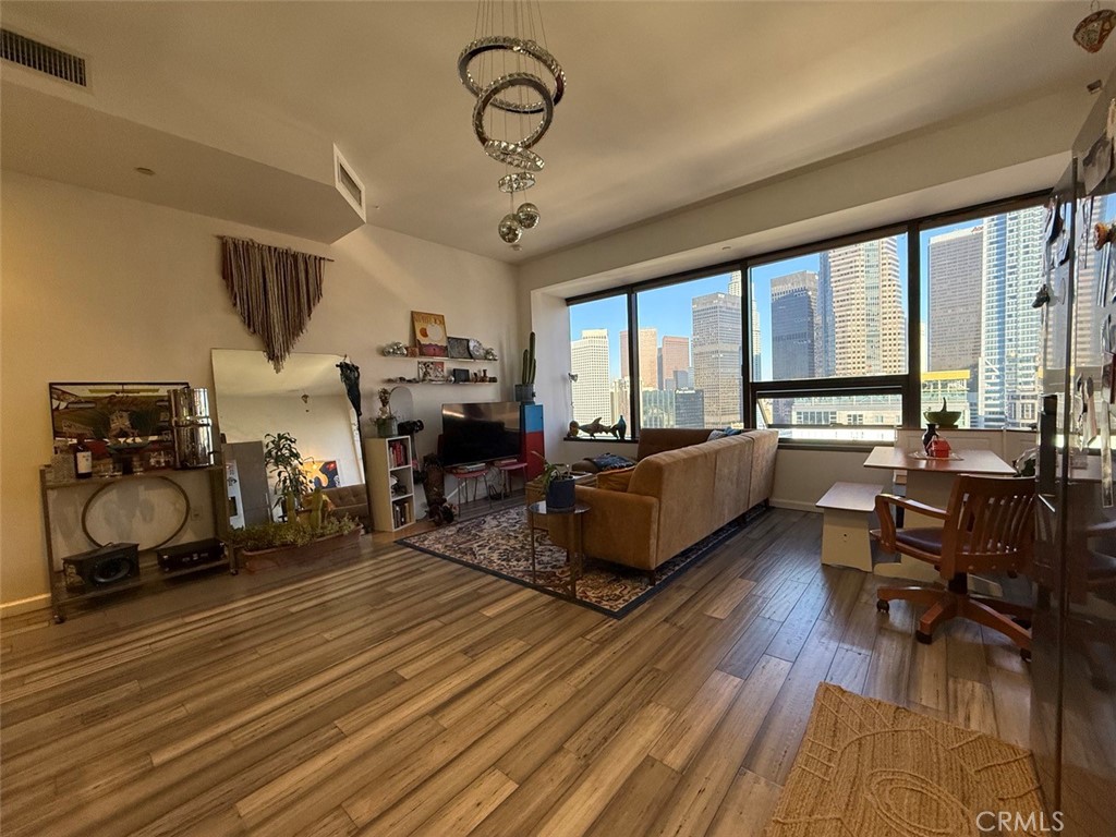 1100 Wilshire Blvd 2010 Property Photo 14
