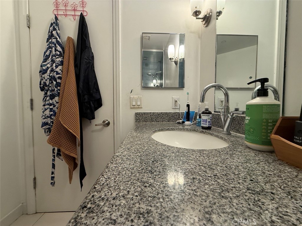 1100 Wilshire Blvd 2010 Property Photo 21