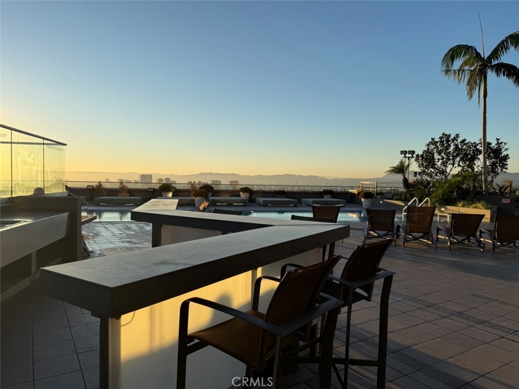 1100 Wilshire Blvd 2010 Property Photo 32