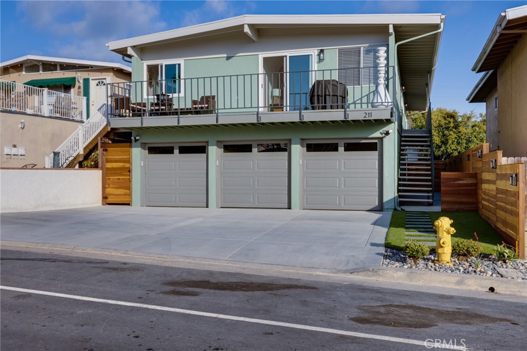 211 Avenida Serra C Property Photo 4