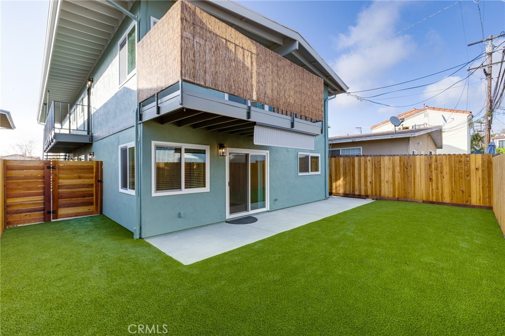 211 Avenida Serra C Property Photo 8