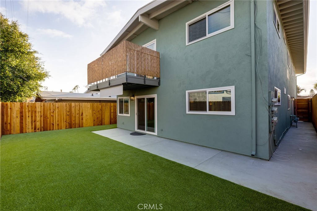 211 Avenida Serra C Property Photo 9