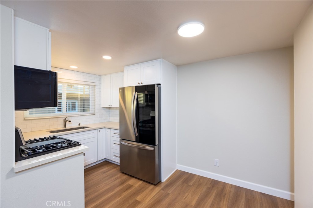 211 Avenida Serra C Property Photo 12