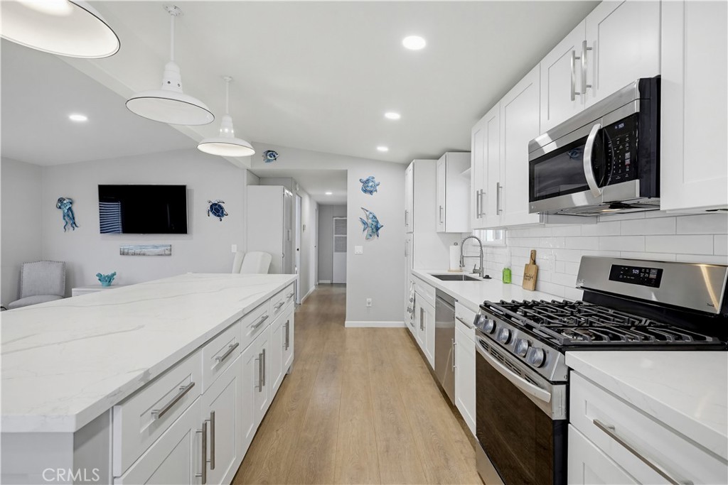 16222 Monterey Lane 79 Property Photo 10
