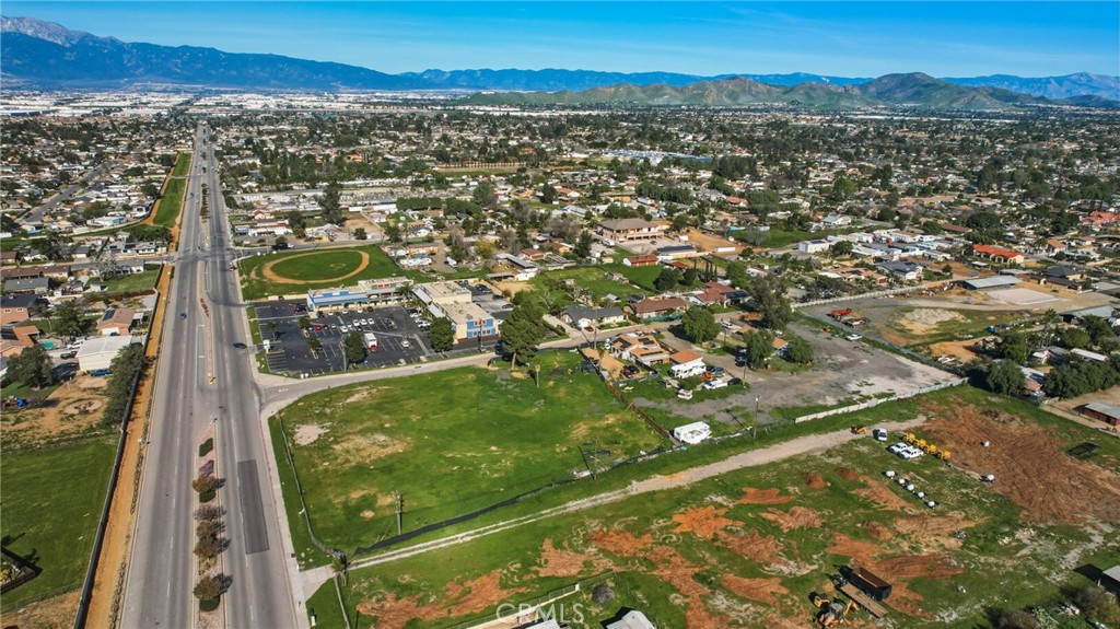 5930 Etiwanda Property Photo 4