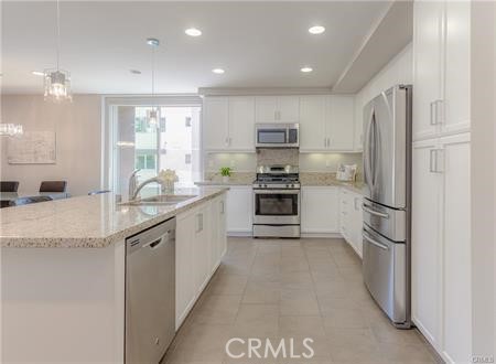 37 Waldorf Property Photo 13