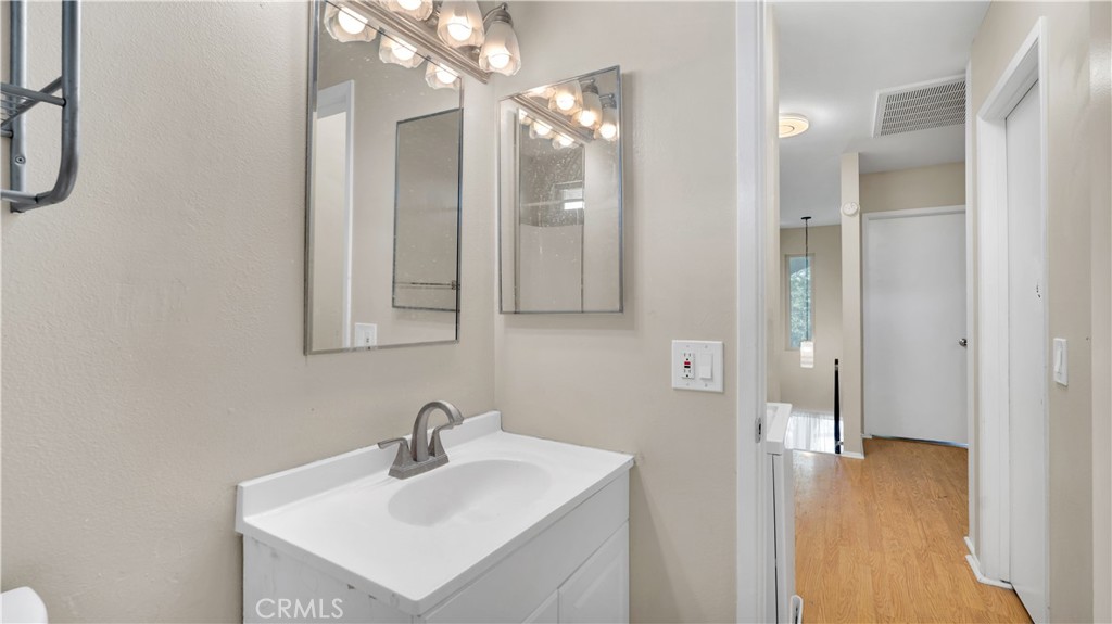 1414 Everton Property Photo 22