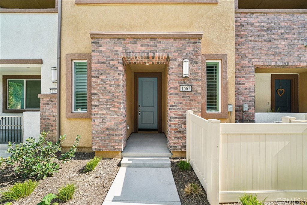 1567 Stratus Drive Property Photo 1