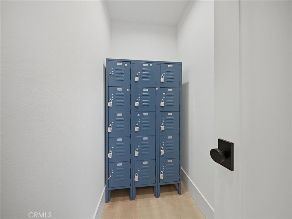 1240 N Jefferson Property Photo 29