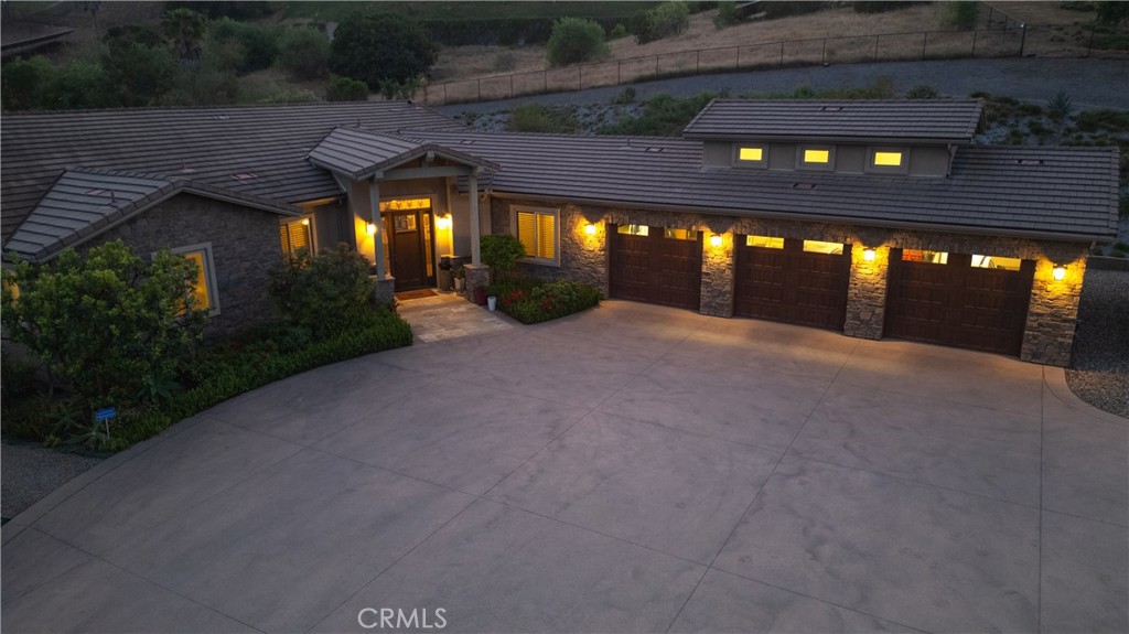 4355 Ramona Property Photo 4