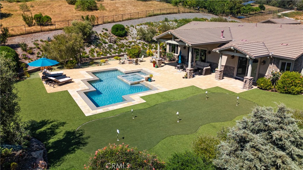 4355 Ramona Property Photo 9