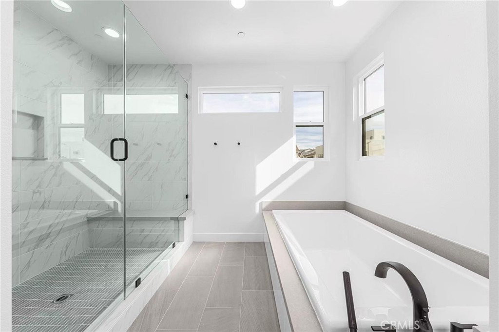 100 Draw Property Photo 28