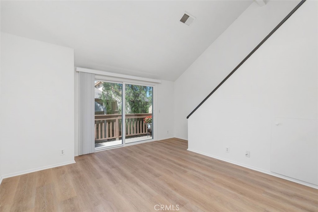 89 Lemon Grove Property Photo 8