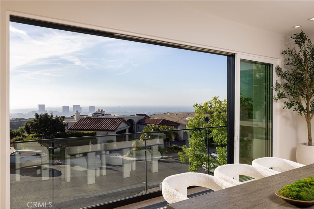 4 Narbonne Property Photo 9