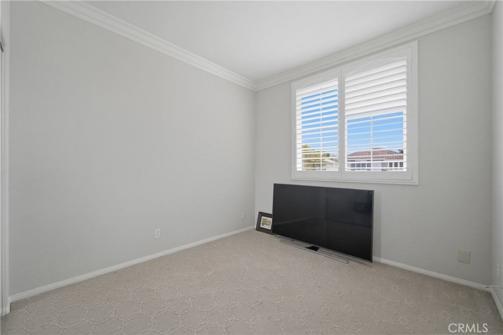 21 Wedgewood Property Photo 40