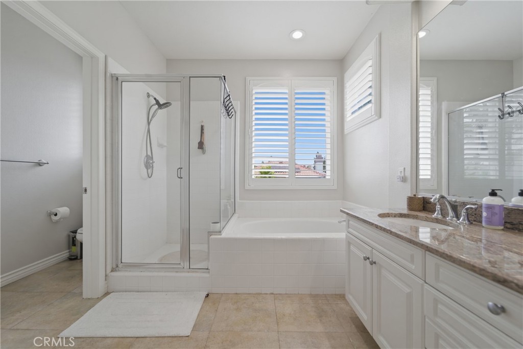 21 Wedgewood Property Photo 55