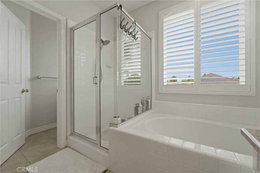 21 Wedgewood Property Photo 57
