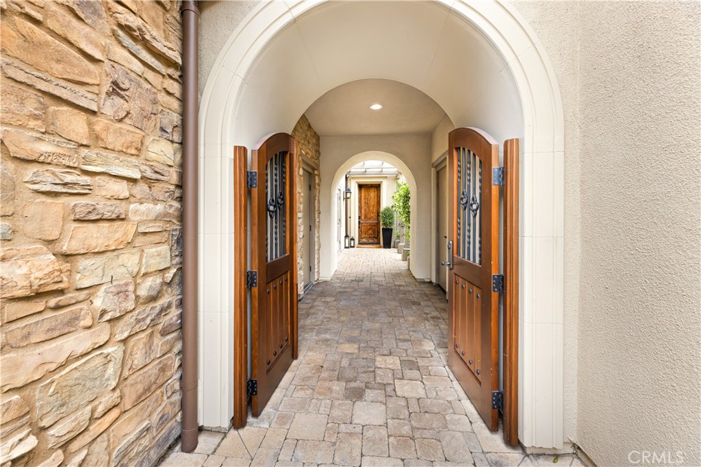 26 View Terrace Property Photo 8