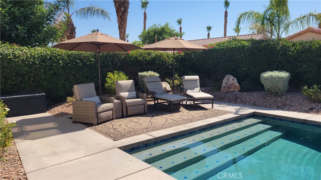 60568 Lace Leaf Court Property Photo 3