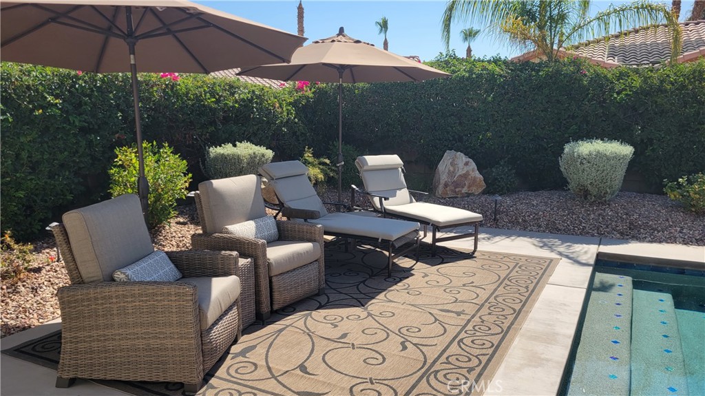 60568 Lace Leaf Court Property Photo 4