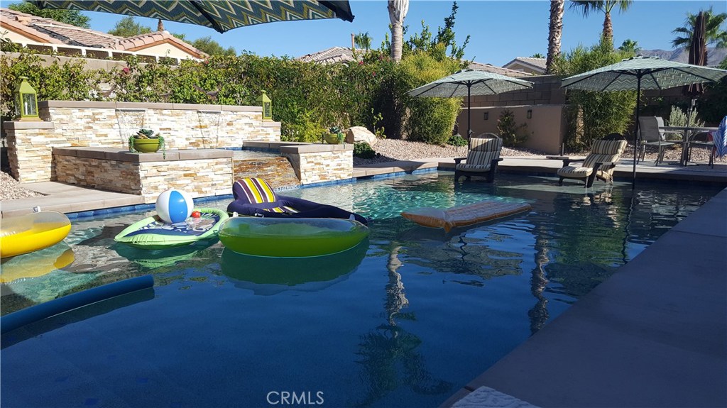 60568 Lace Leaf Court Property Photo 15