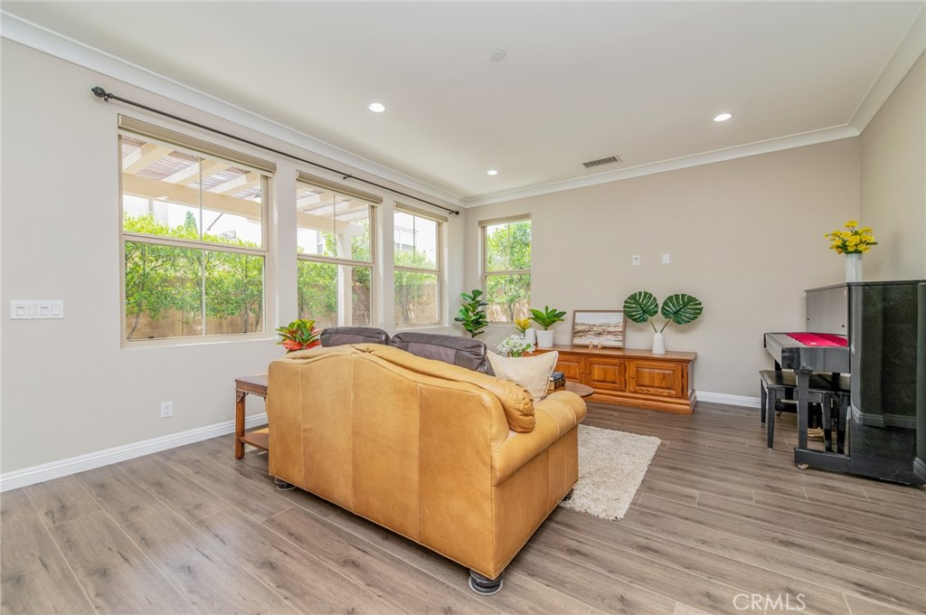 167 Overbrook Property Photo 4