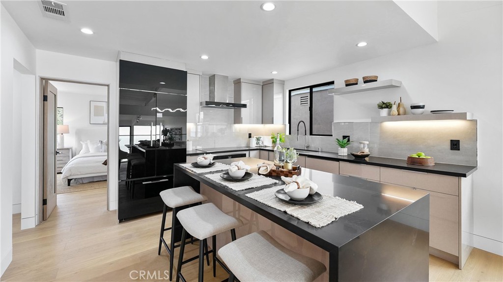 1095 Miramar Property Photo 19
