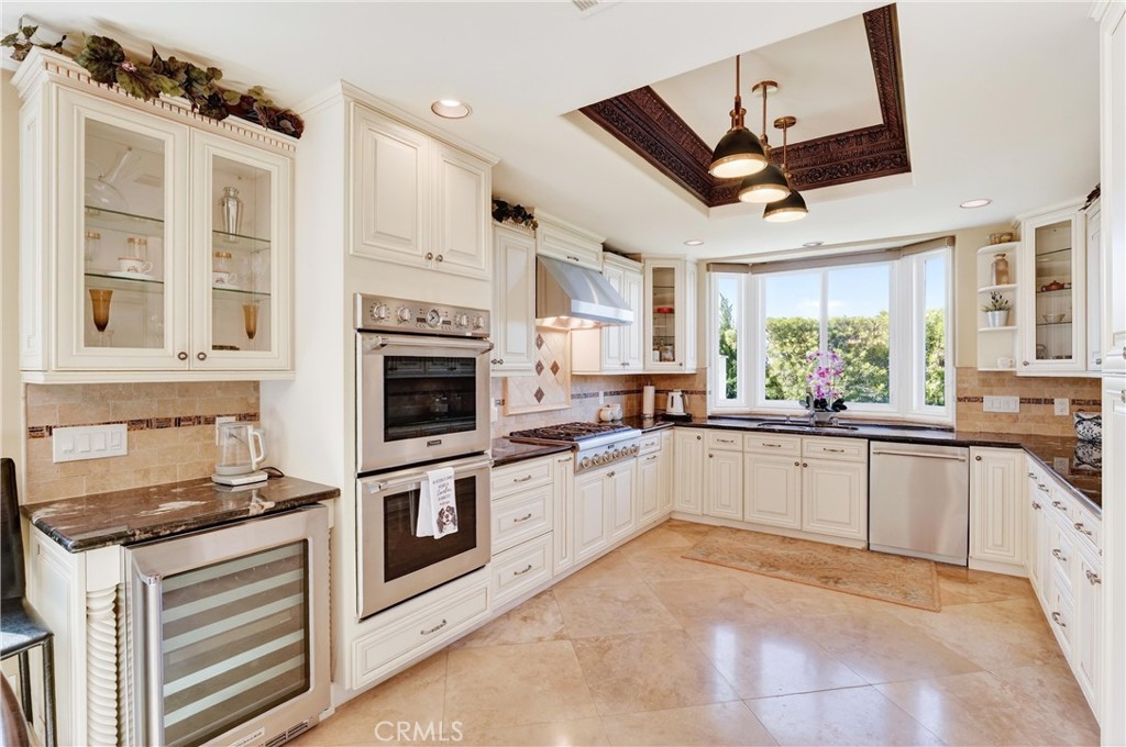 22 Le Conte Property Photo 12