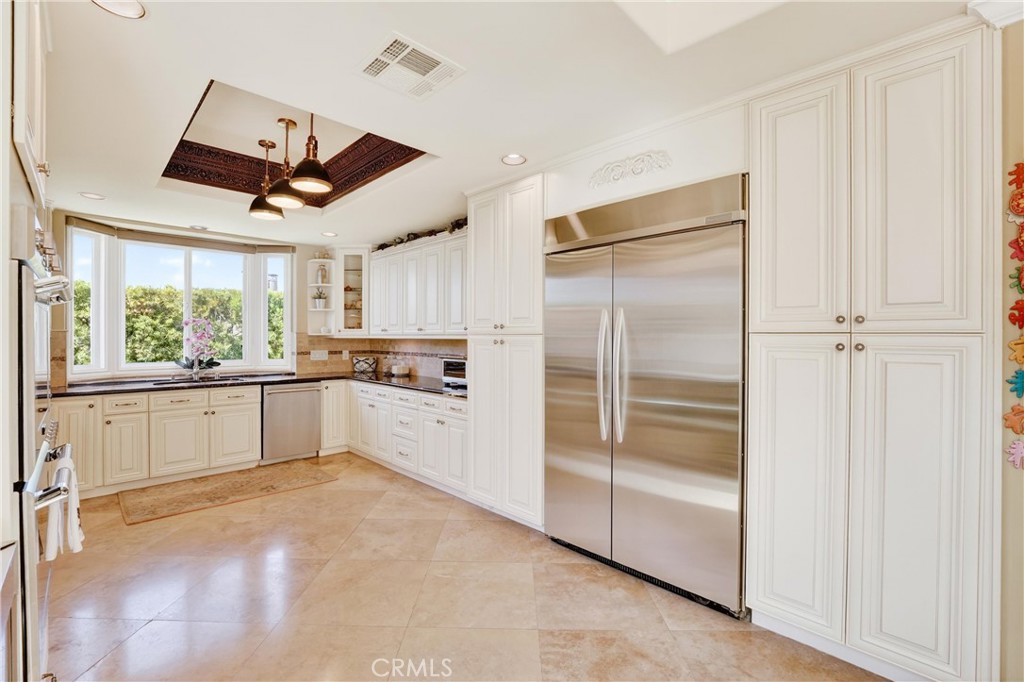 22 Le Conte Property Photo 14